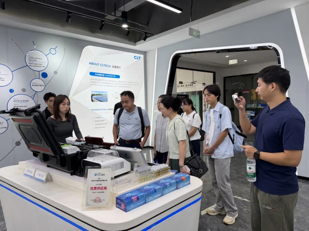 暨南大学环境与气候学院师生到访长隆科技1.jpg